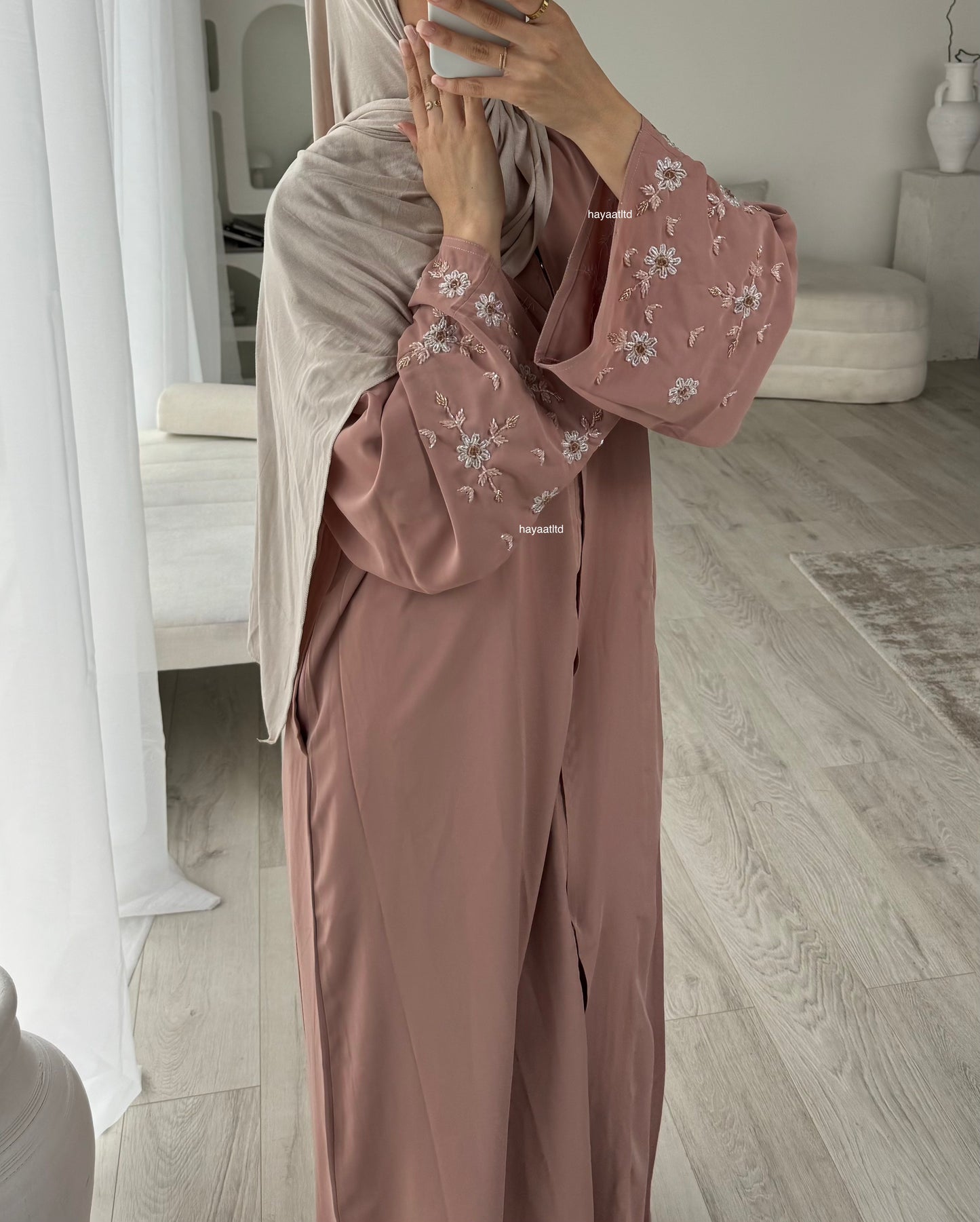 'ROSE ABAYA'