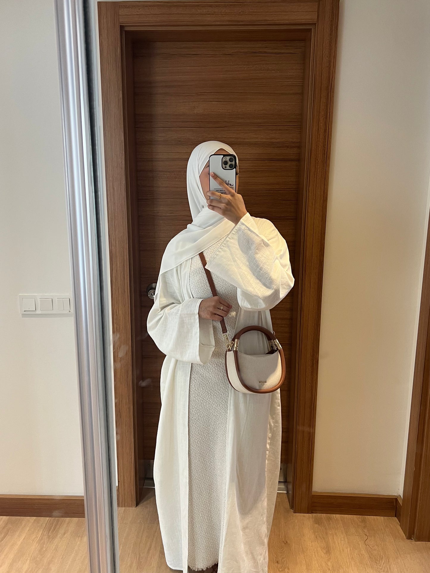 'LINEN OPEN ABAYA - Slim fit'