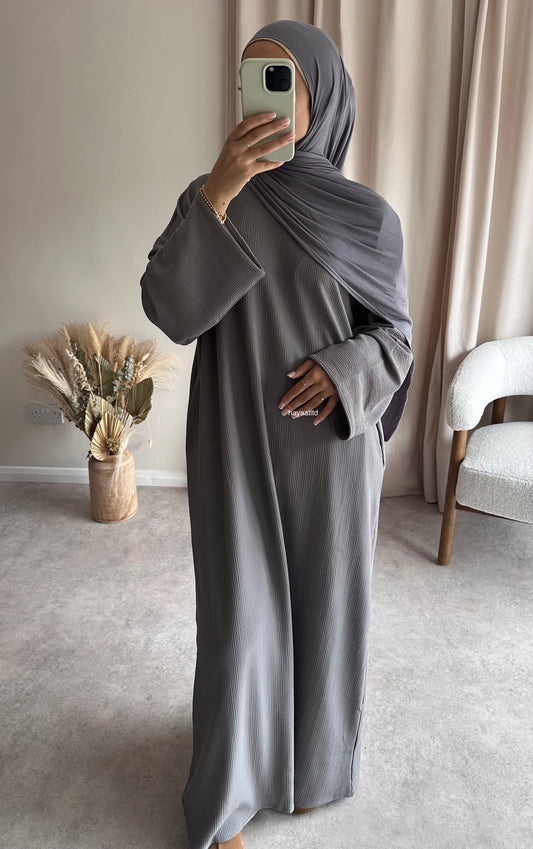 'CLOSED RIBBED ABAYA'