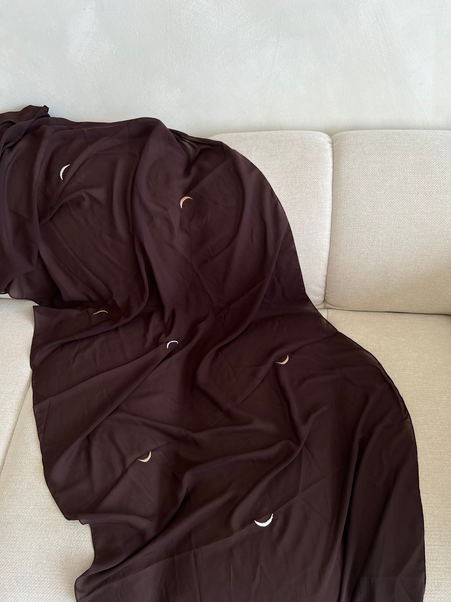 'QAMĀR HIJAB'