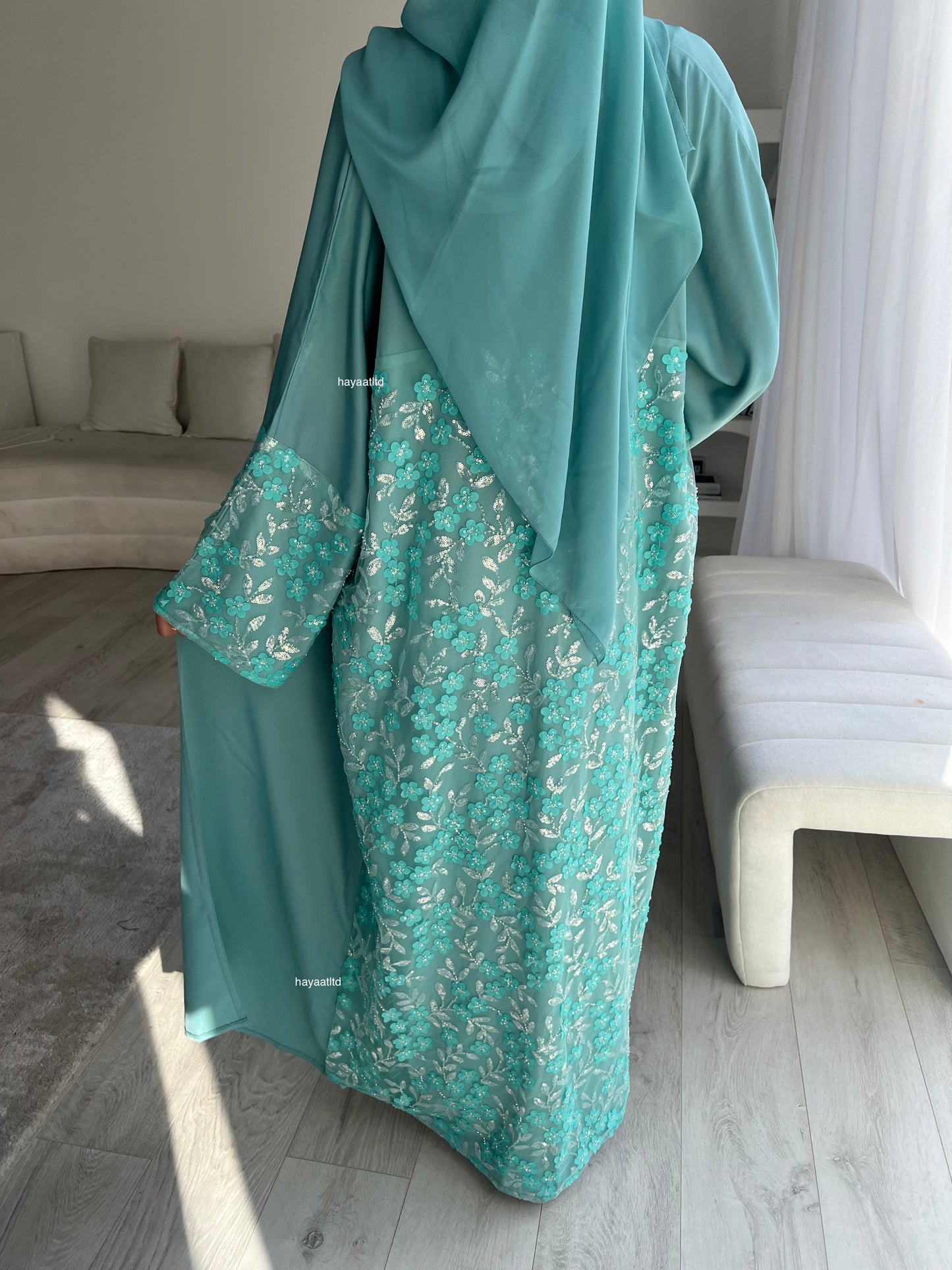 'DAISY LIMITED EDITION ABAYA'