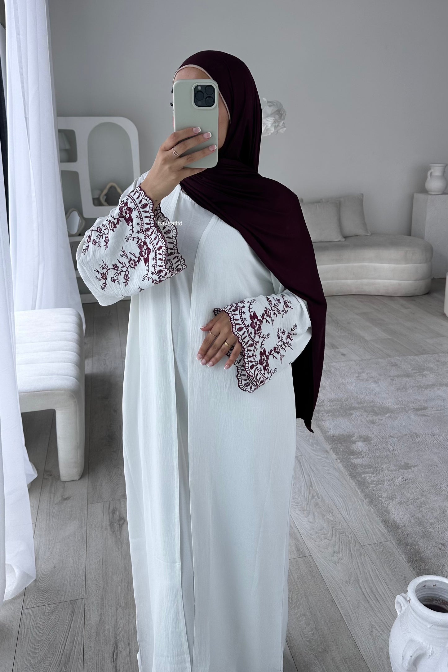 'FLOWER SLEEVE KIMONO'