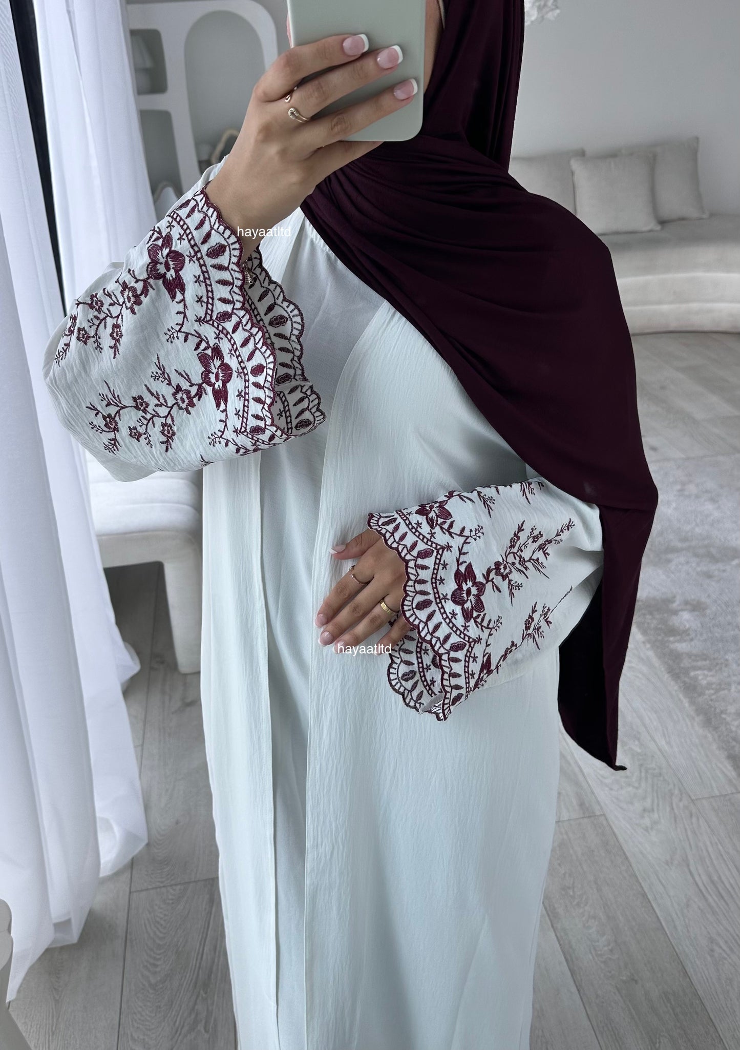 'FLOWER SLEEVE KIMONO'