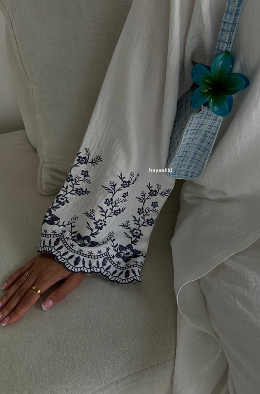 'FLOWER SLEEVE KIMONO'