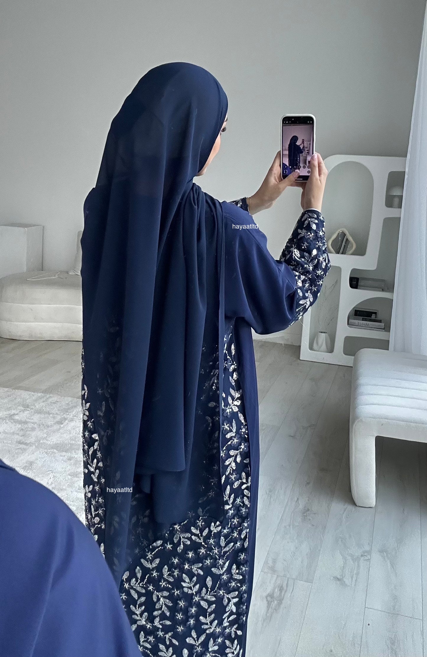 'DAISY LIMITED EDITION ABAYA'