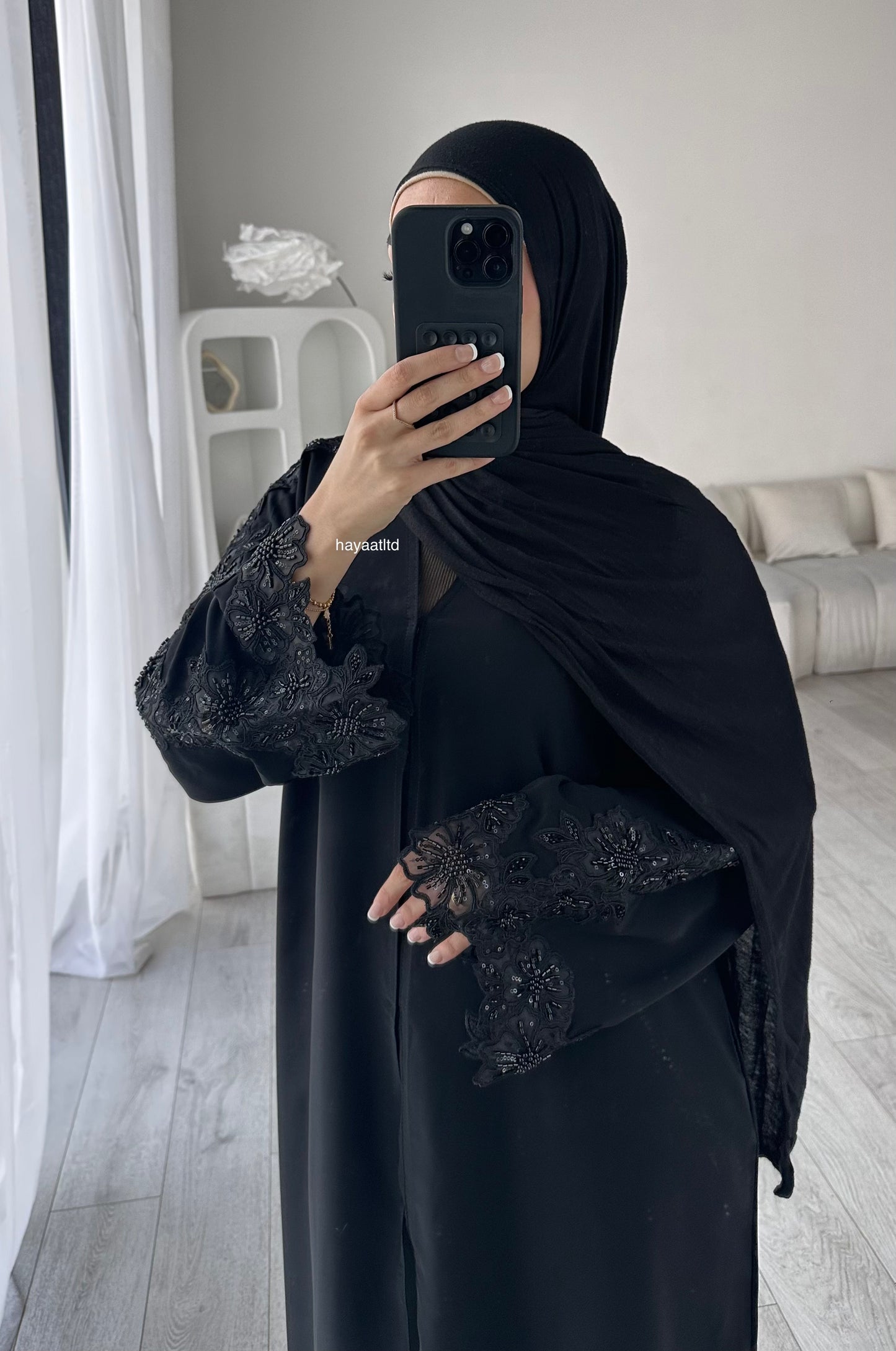 'LACE ABAYA'