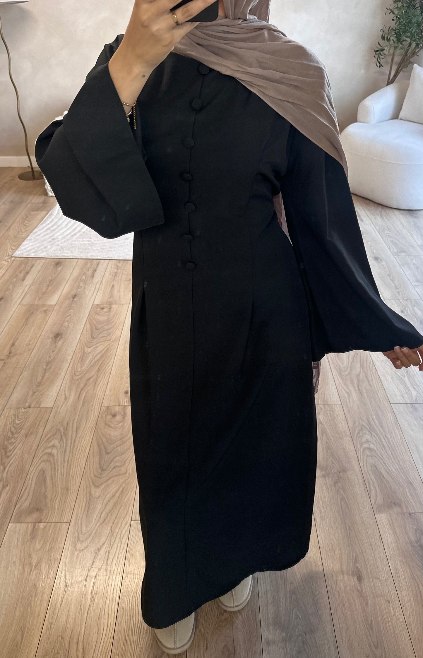 NOOR | Black