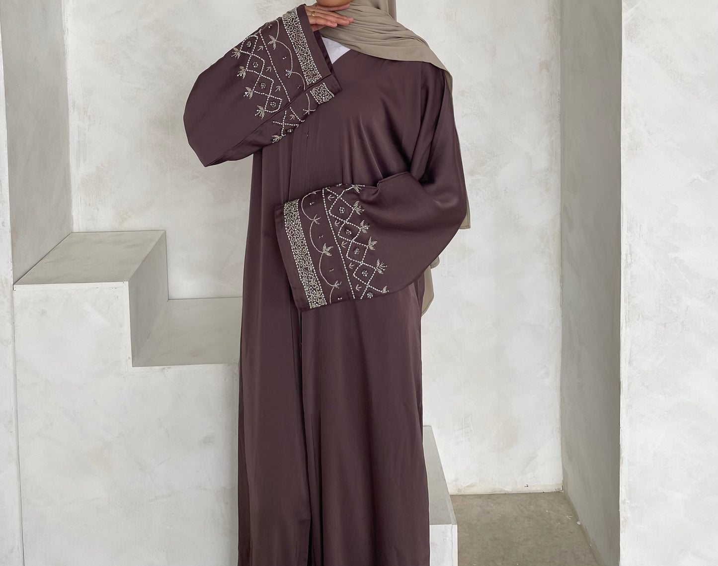 'HENNA ABAYA'