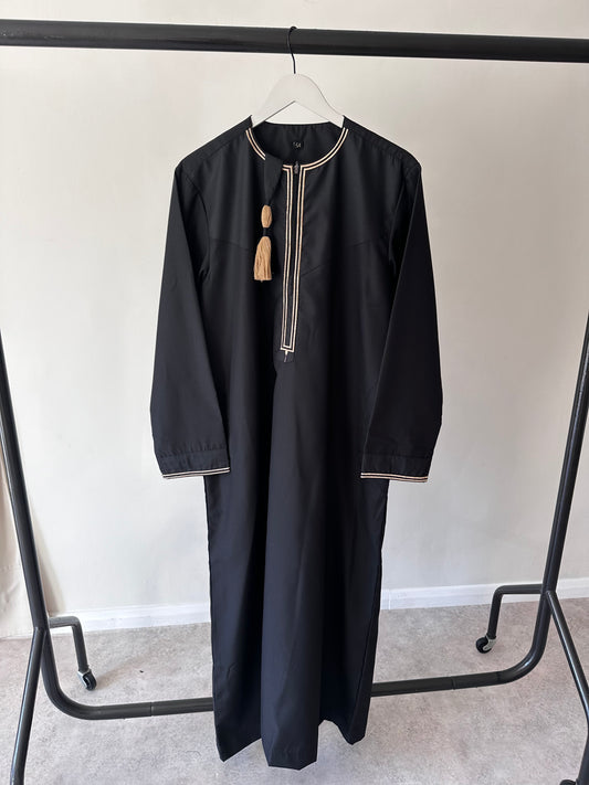 'OMANI TASSEL THOBE'