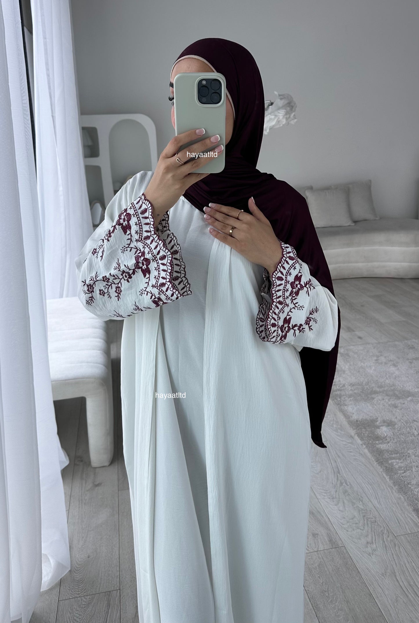 'FLOWER SLEEVE KIMONO'