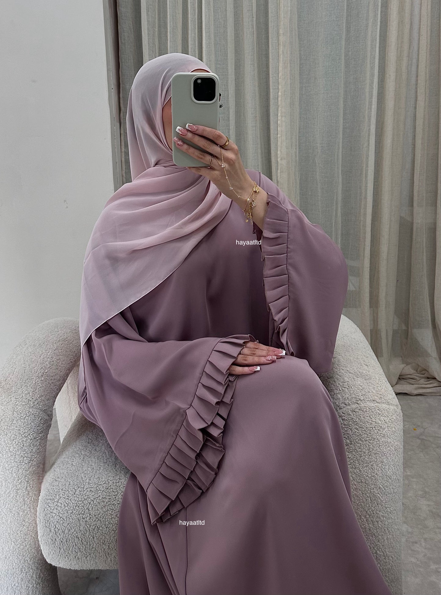 'ZAHRA ABAYA 2.0'