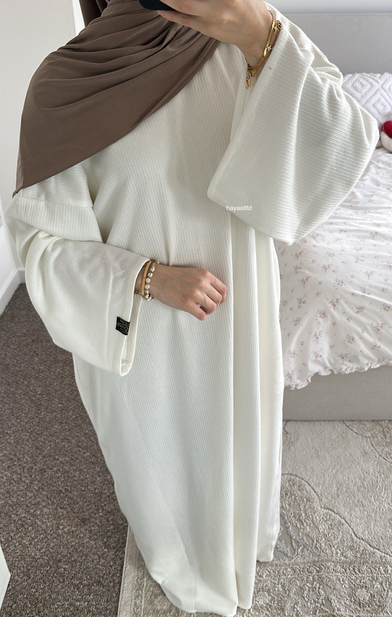 'NORA ABAYA'
