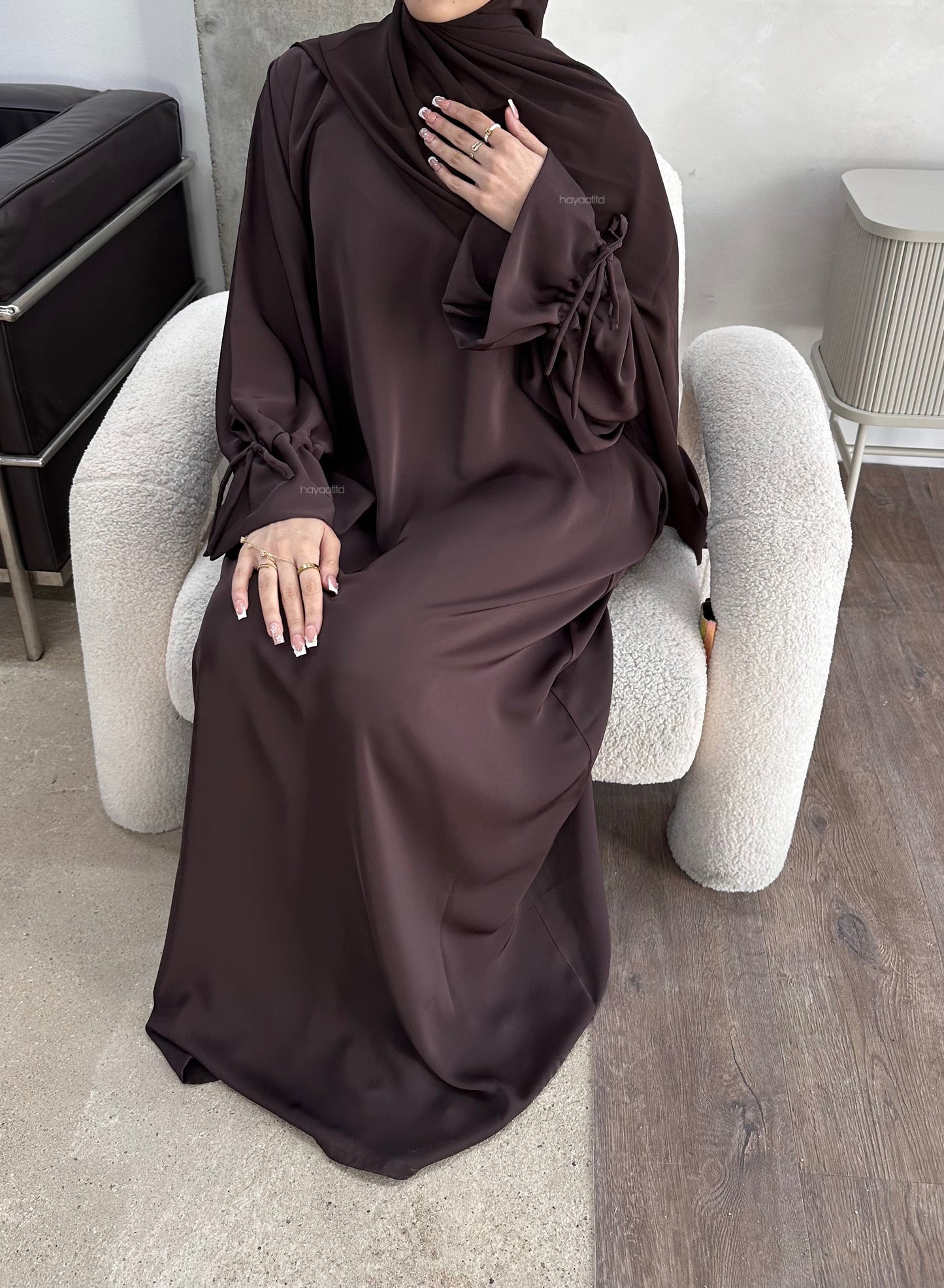 'REYYAN ABAYA'