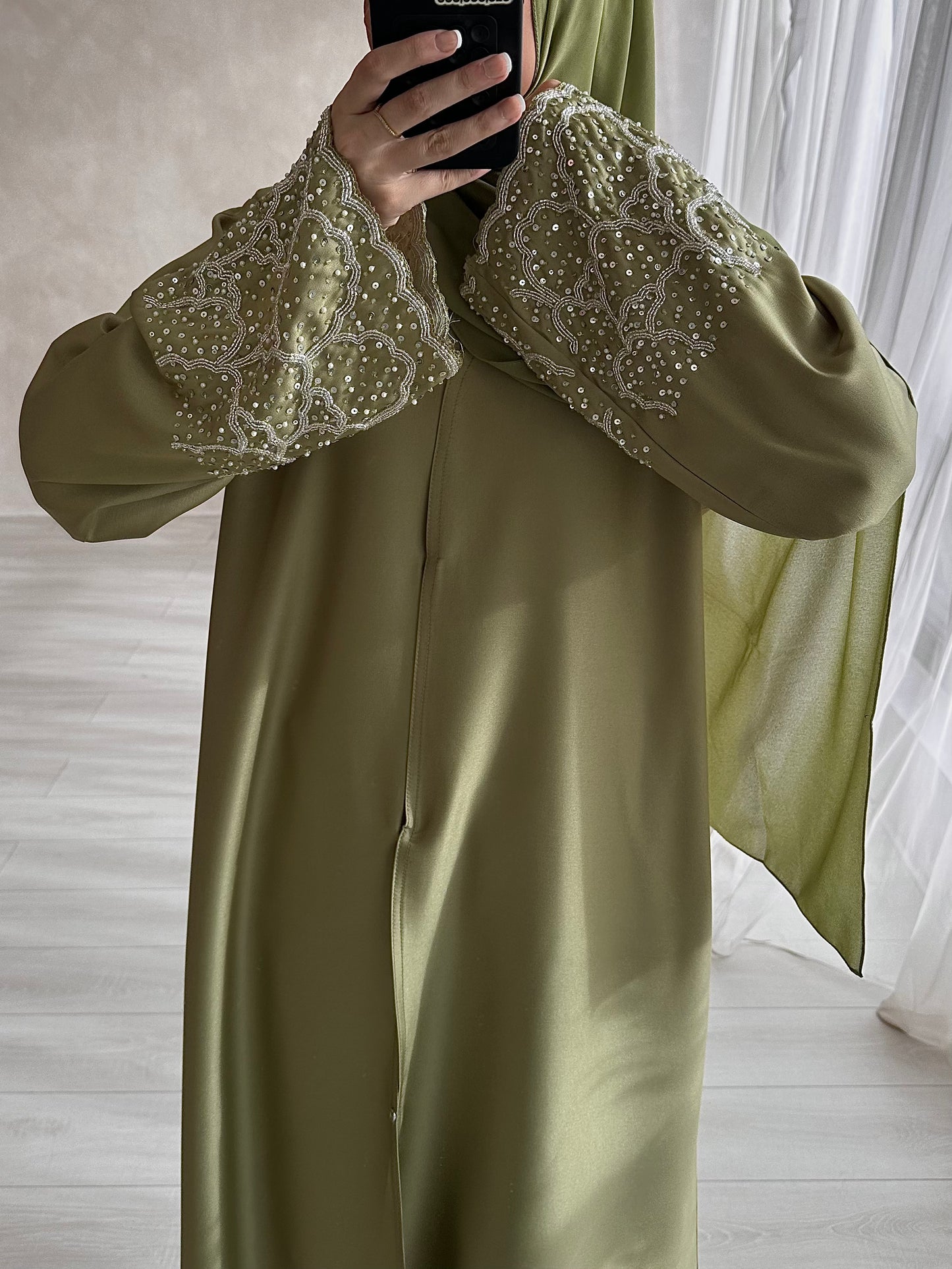 'JASMINE ABAYA'