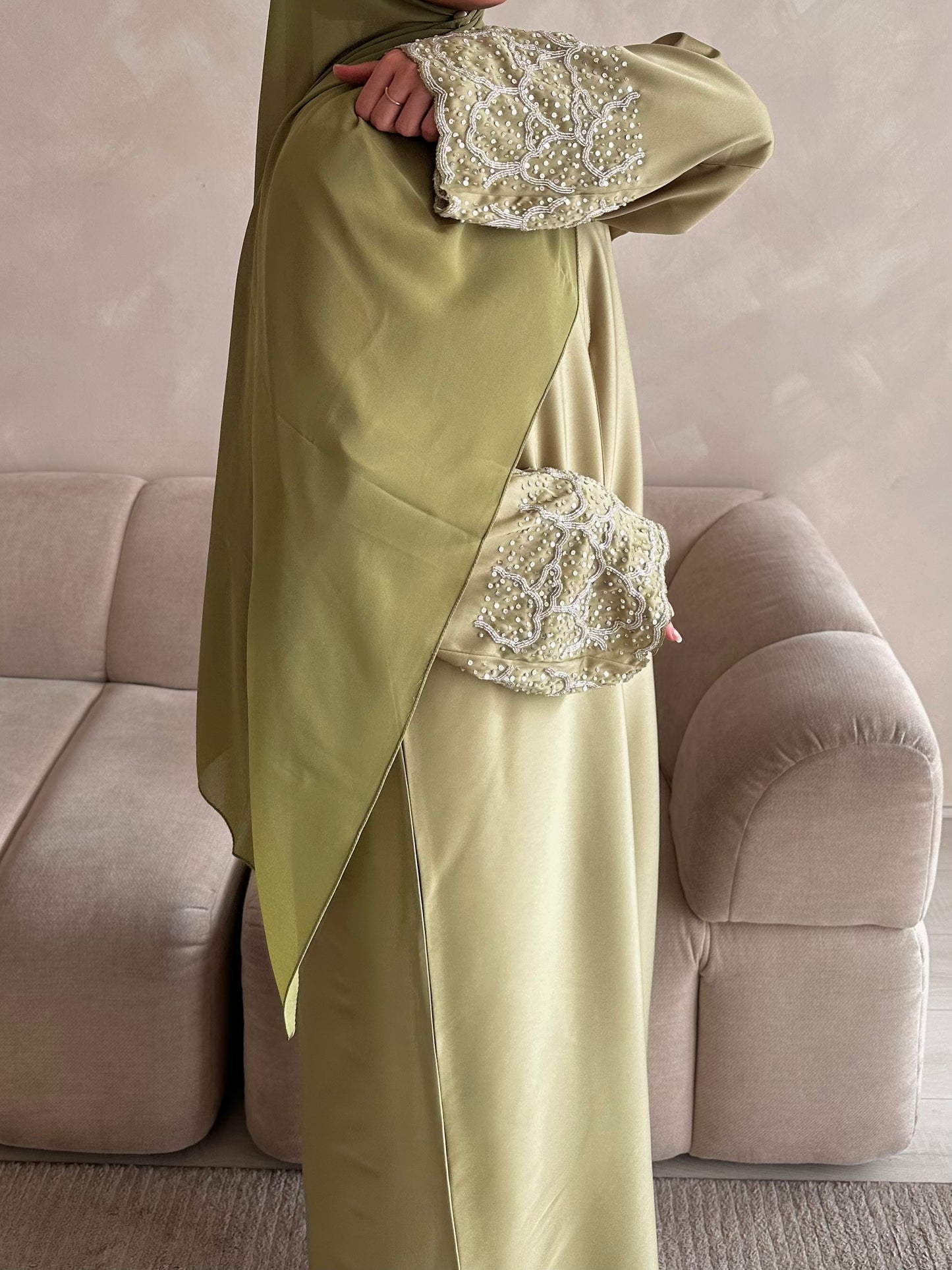 'JASMINE ABAYA'
