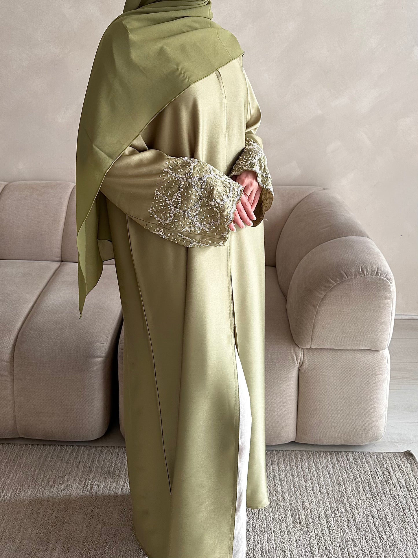 'JASMINE ABAYA'