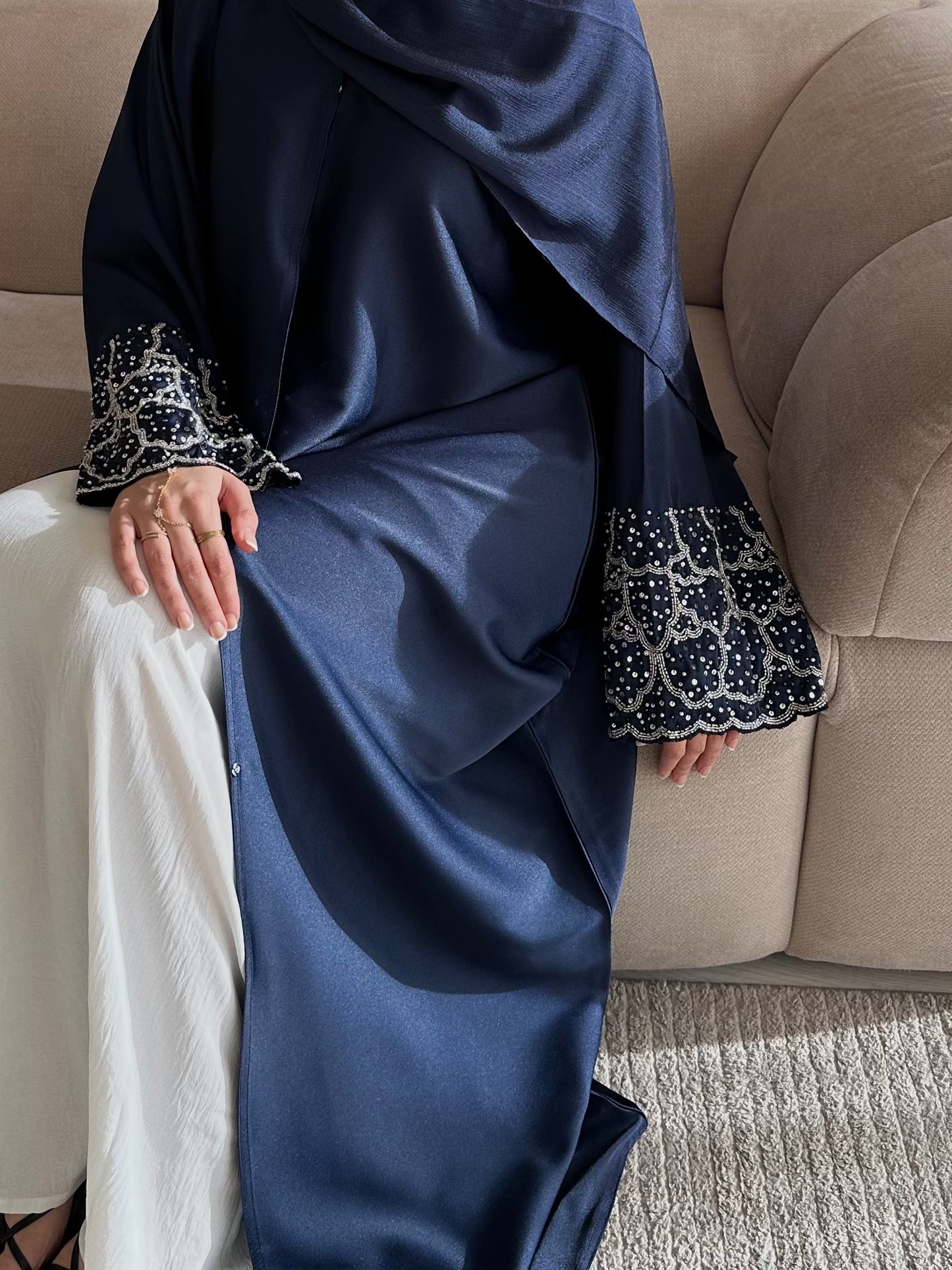 'JASMINE ABAYA'