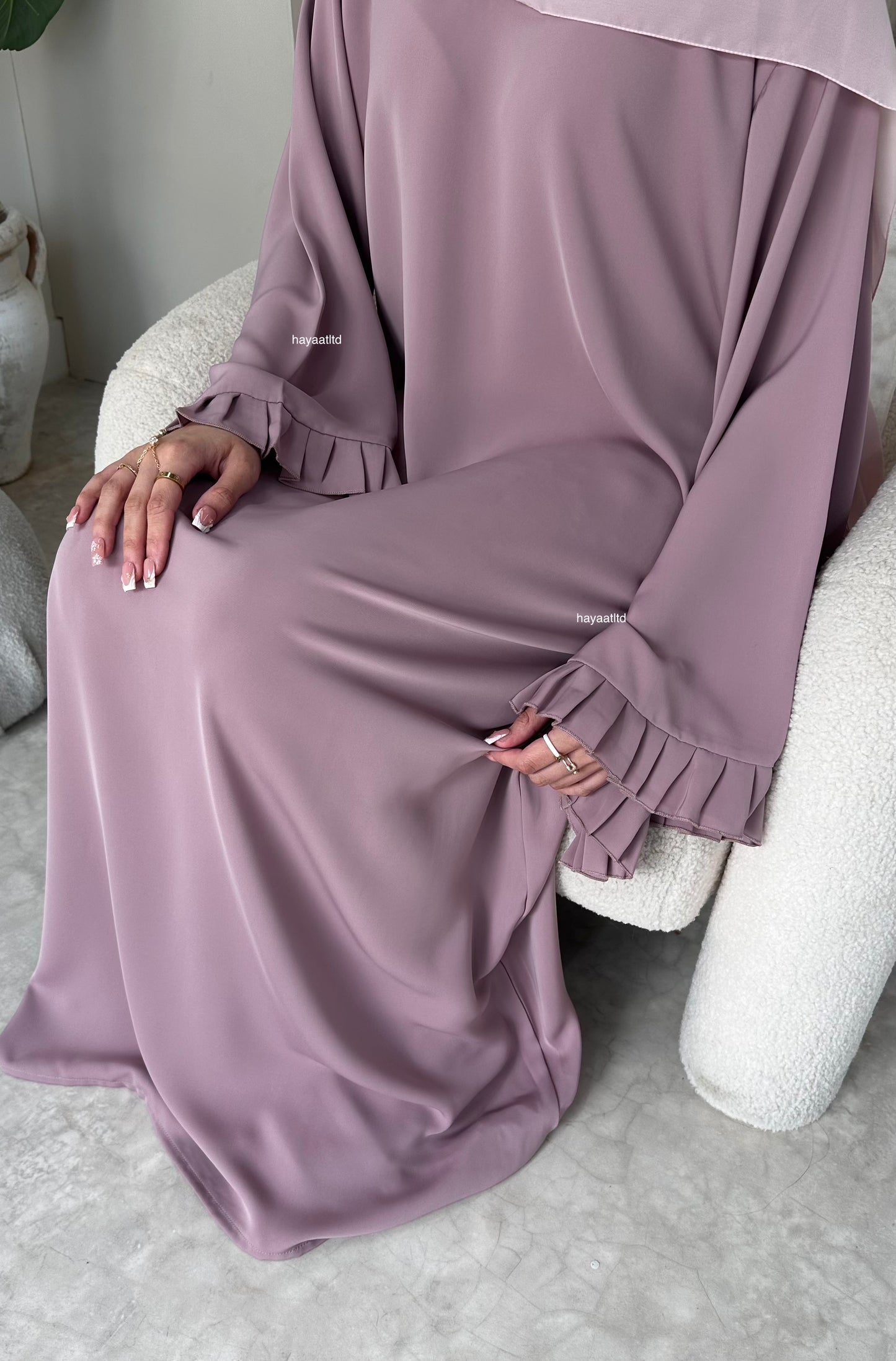 'ZAHRA ABAYA 2.0'