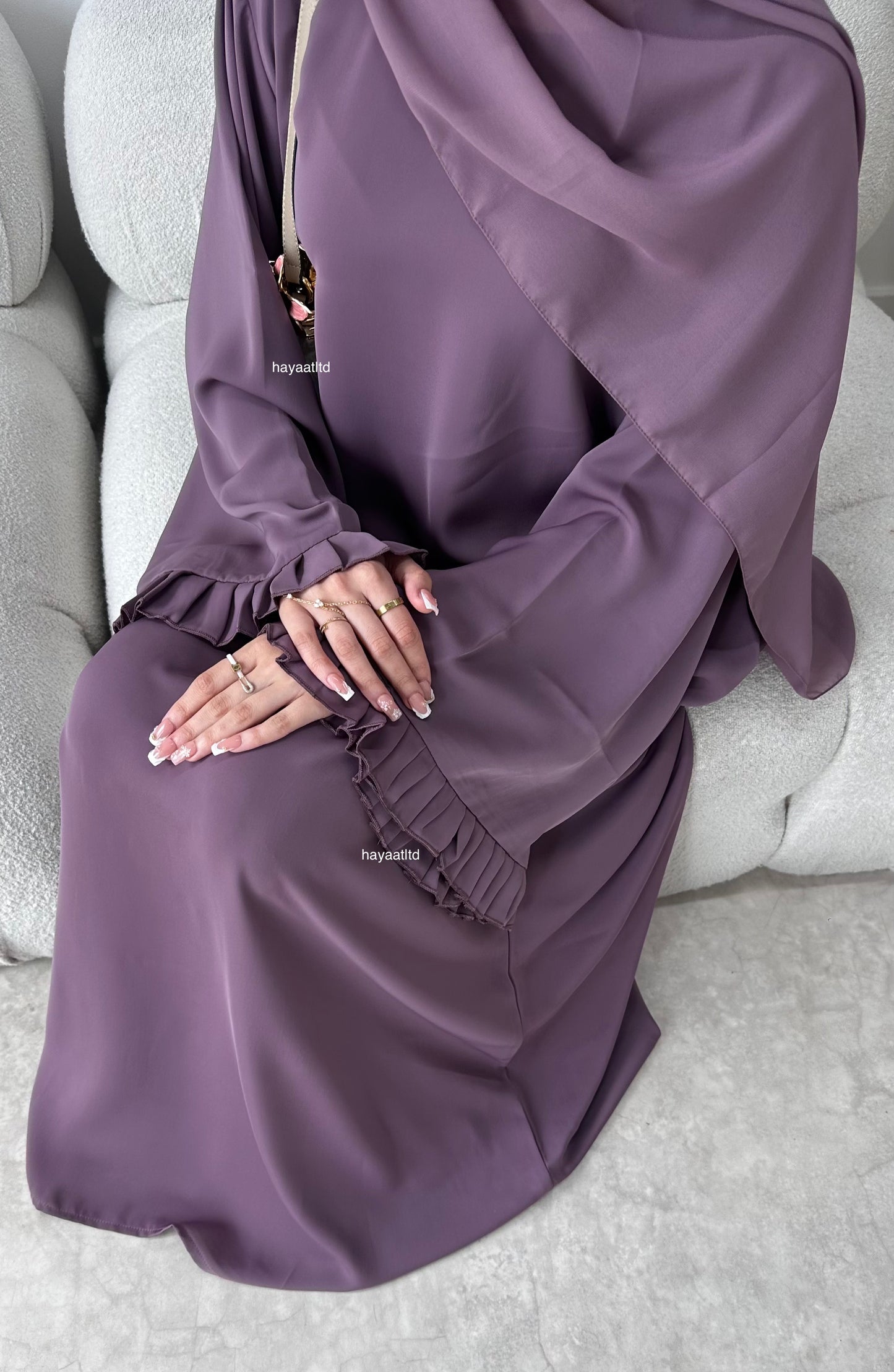 'ZAHRA ABAYA 2.0'