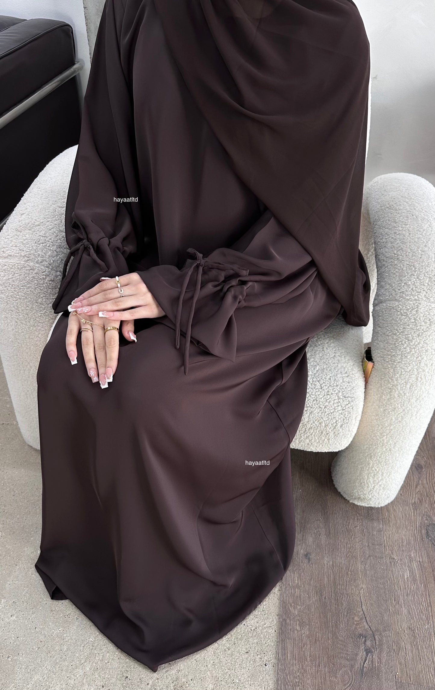 'REYYAN ABAYA'
