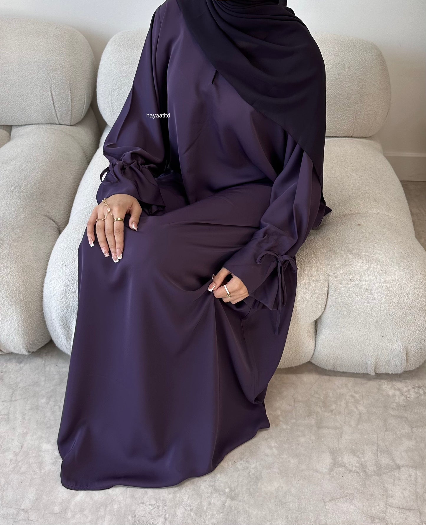 'REYYAN ABAYA'