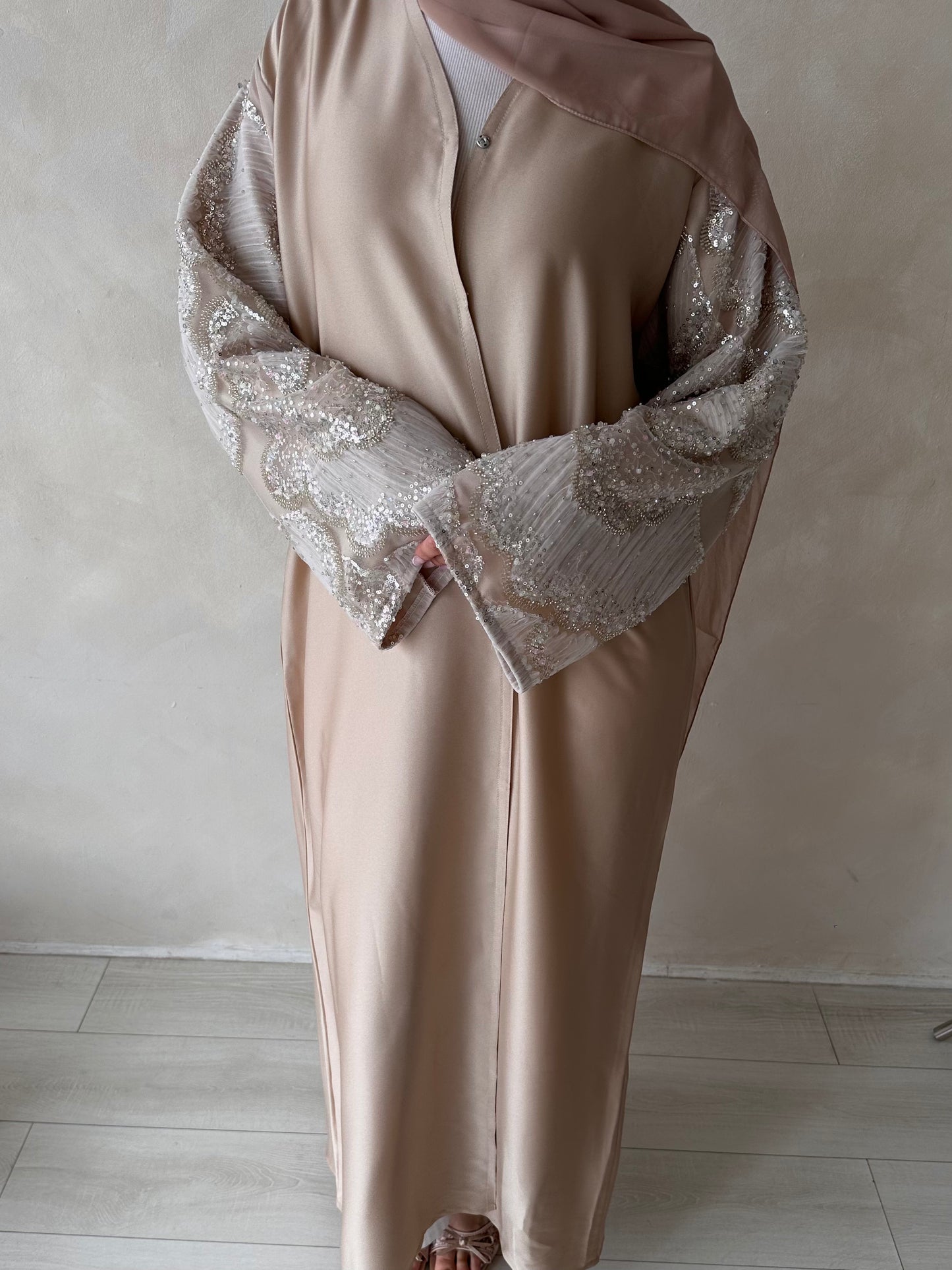'INARA ABAYA'