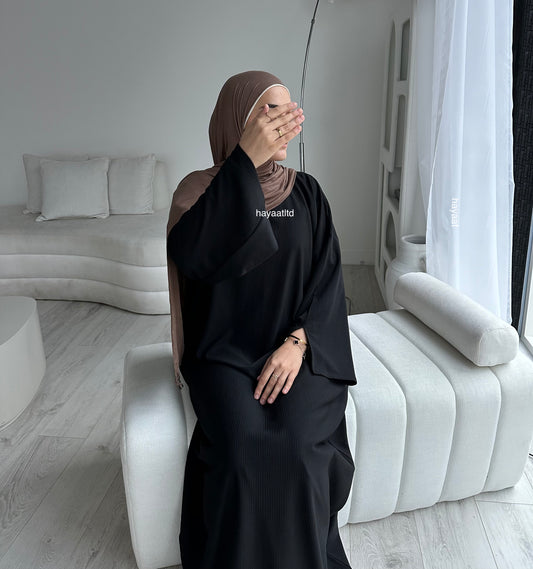 'BLACK RIBBED ABAYA'