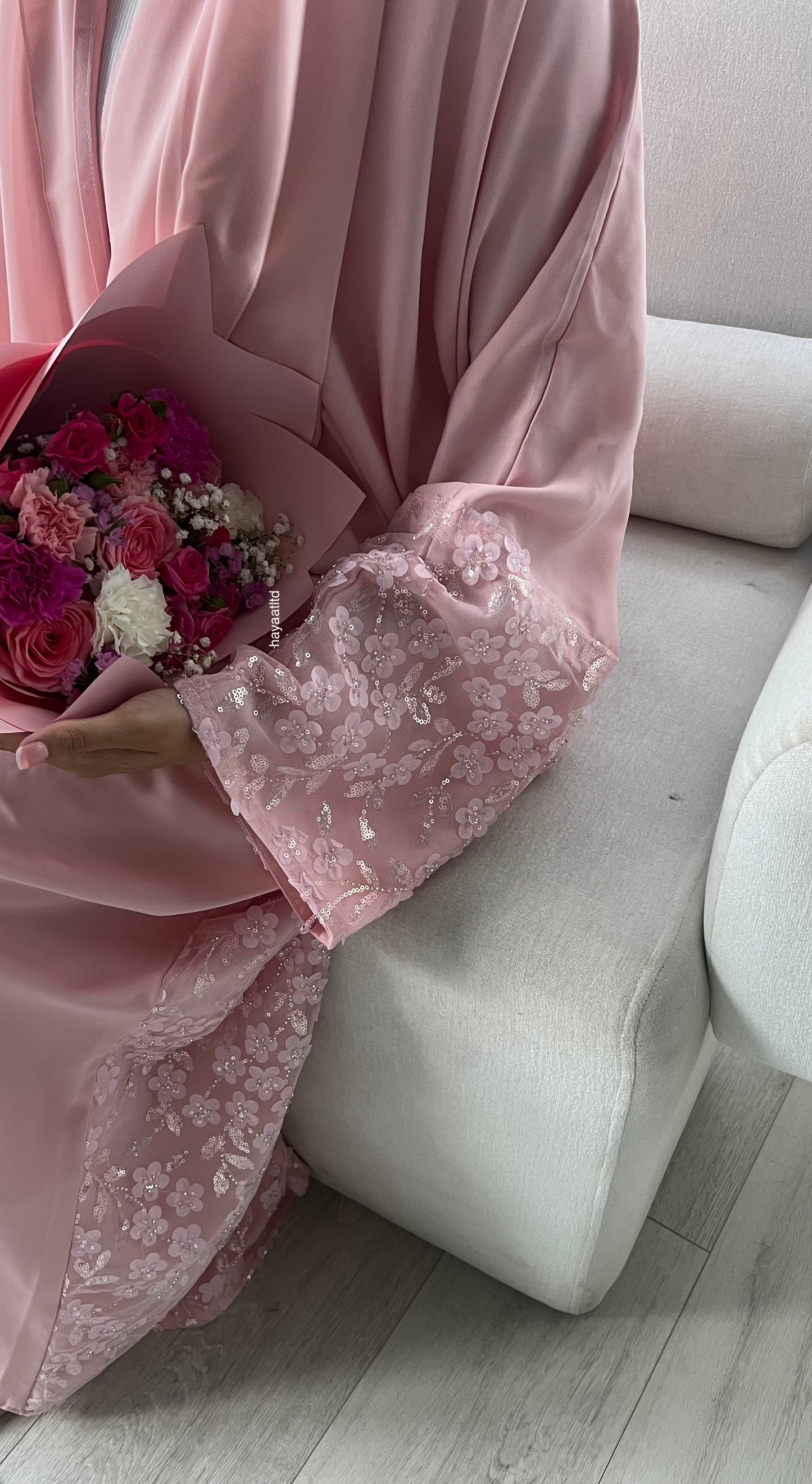 'DAISY LIMITED EDITION ABAYA'