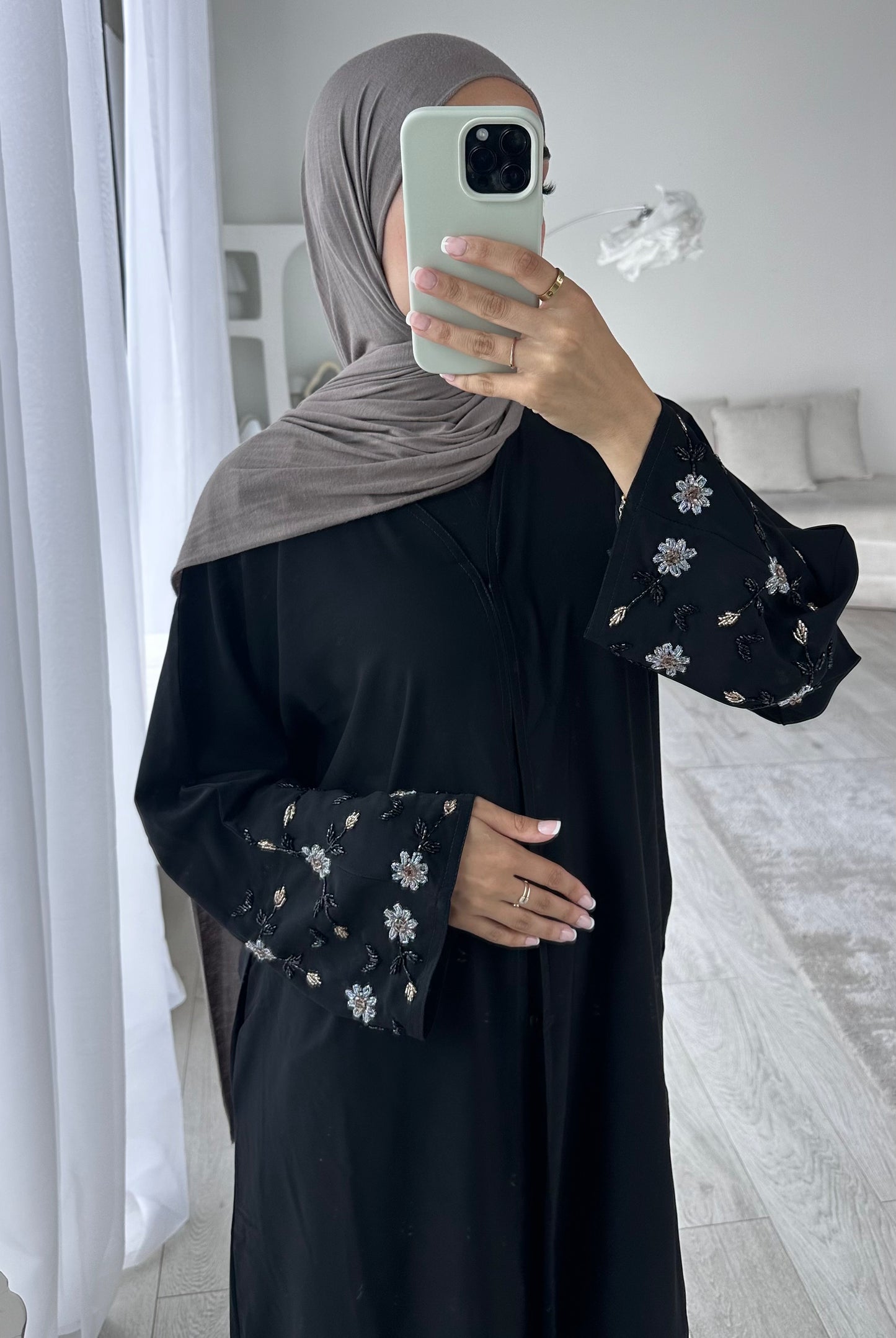 'ROSE ABAYA'