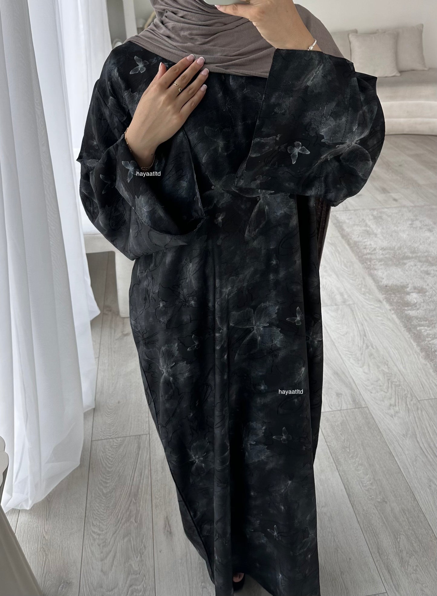 'MIHED ABAYA'