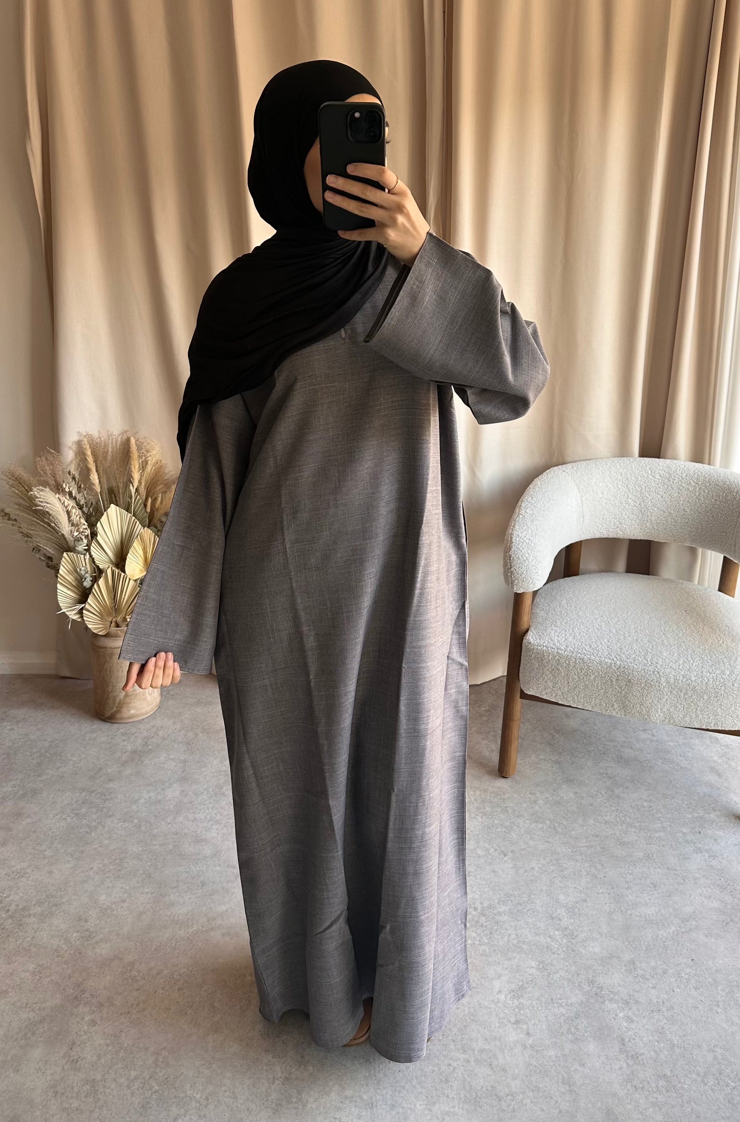 'CYRA ABAYA'
