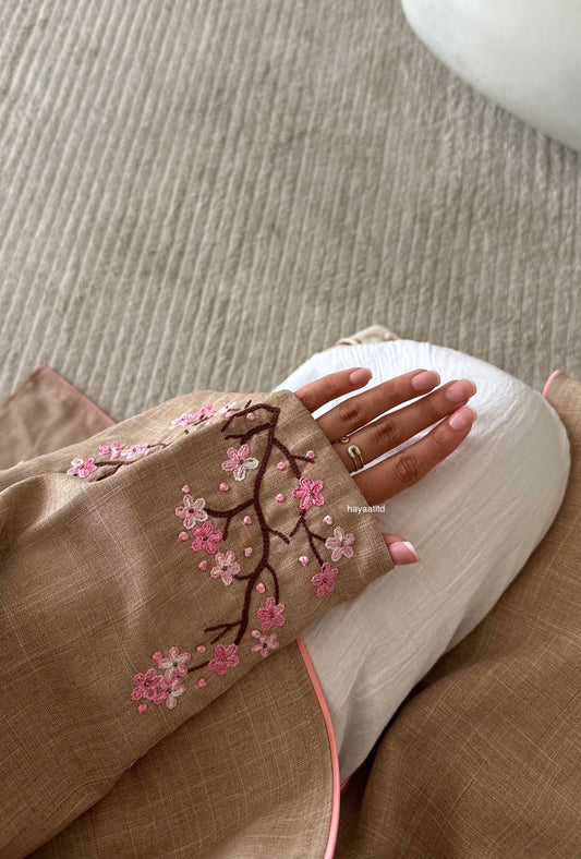 'BLOSSOM SLEEVE ABAYA'