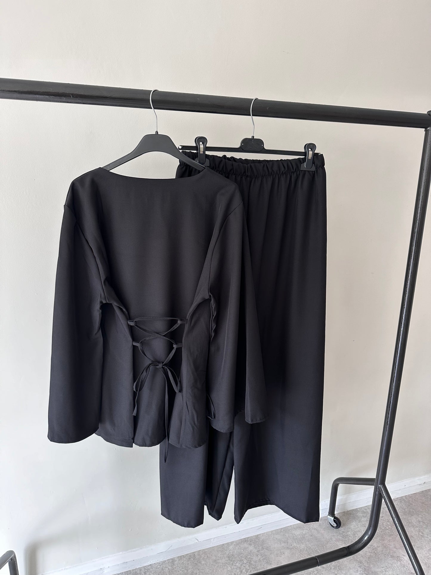 RUCHED SET | Black