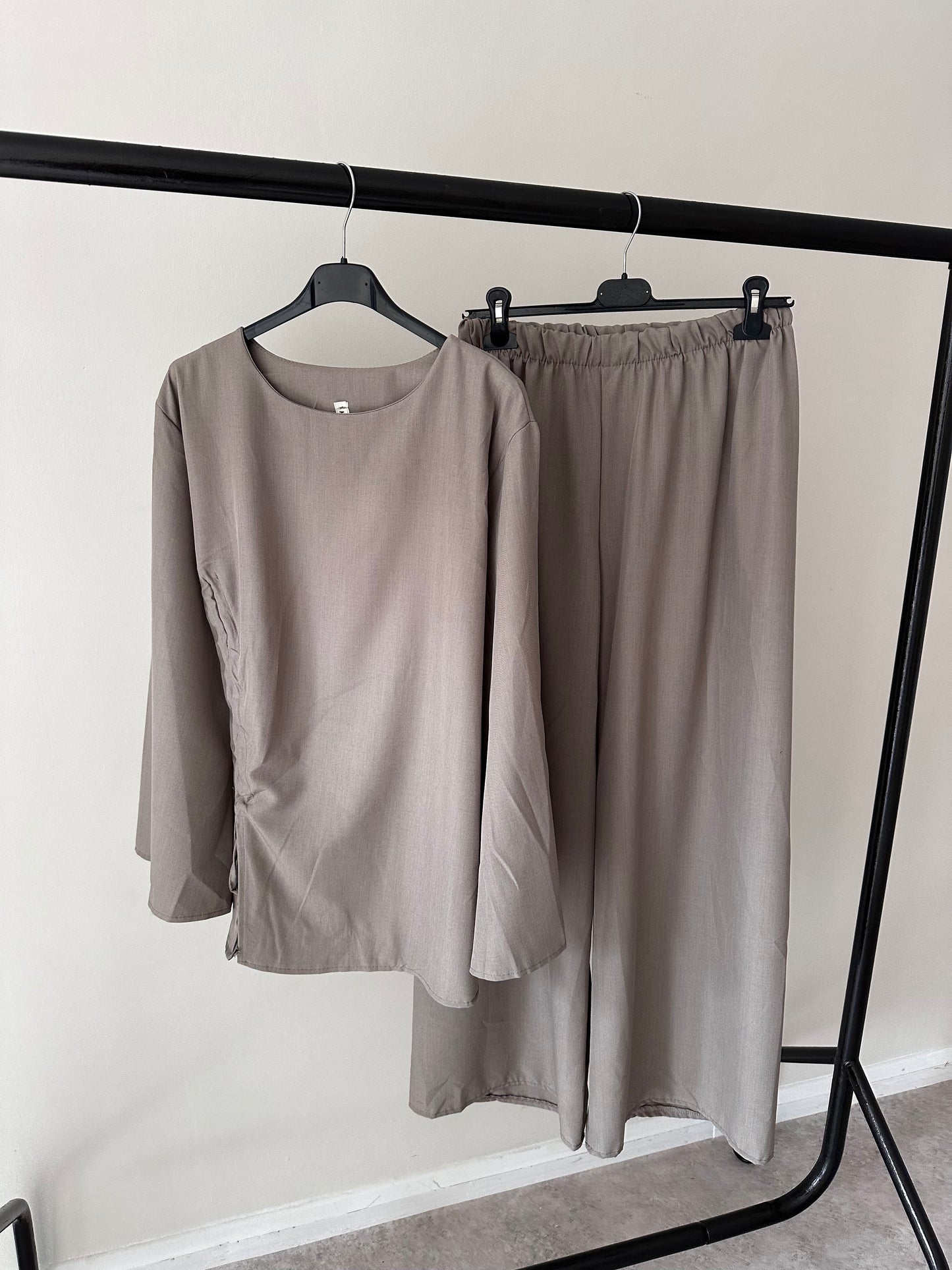 RUCHED SET | Mocha