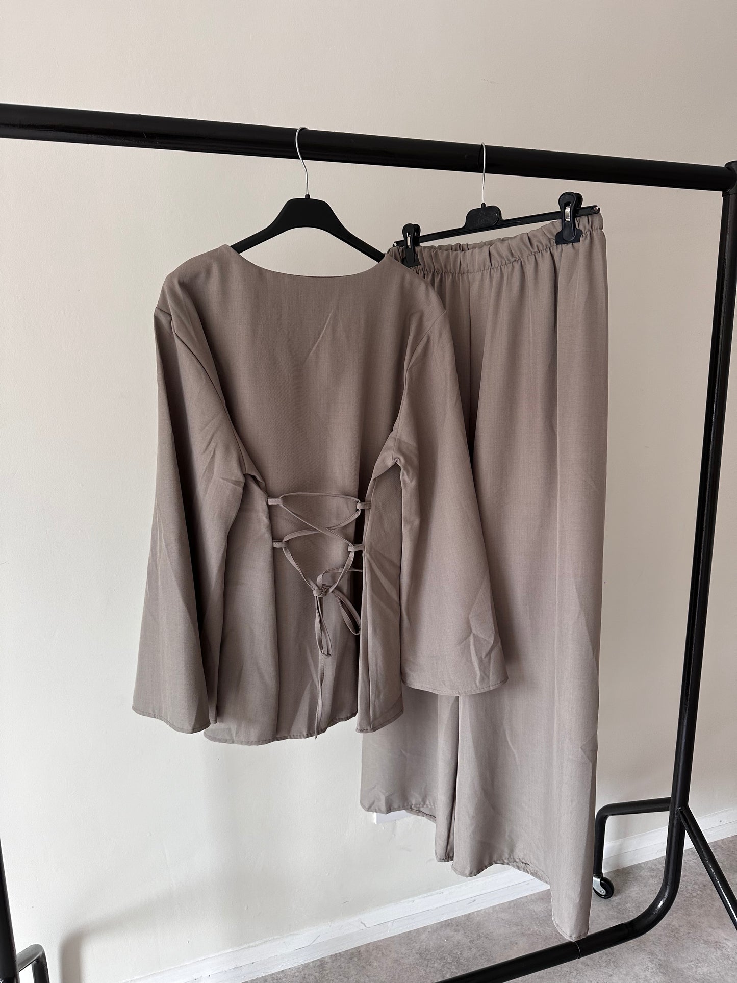 RUCHED SET | Mocha