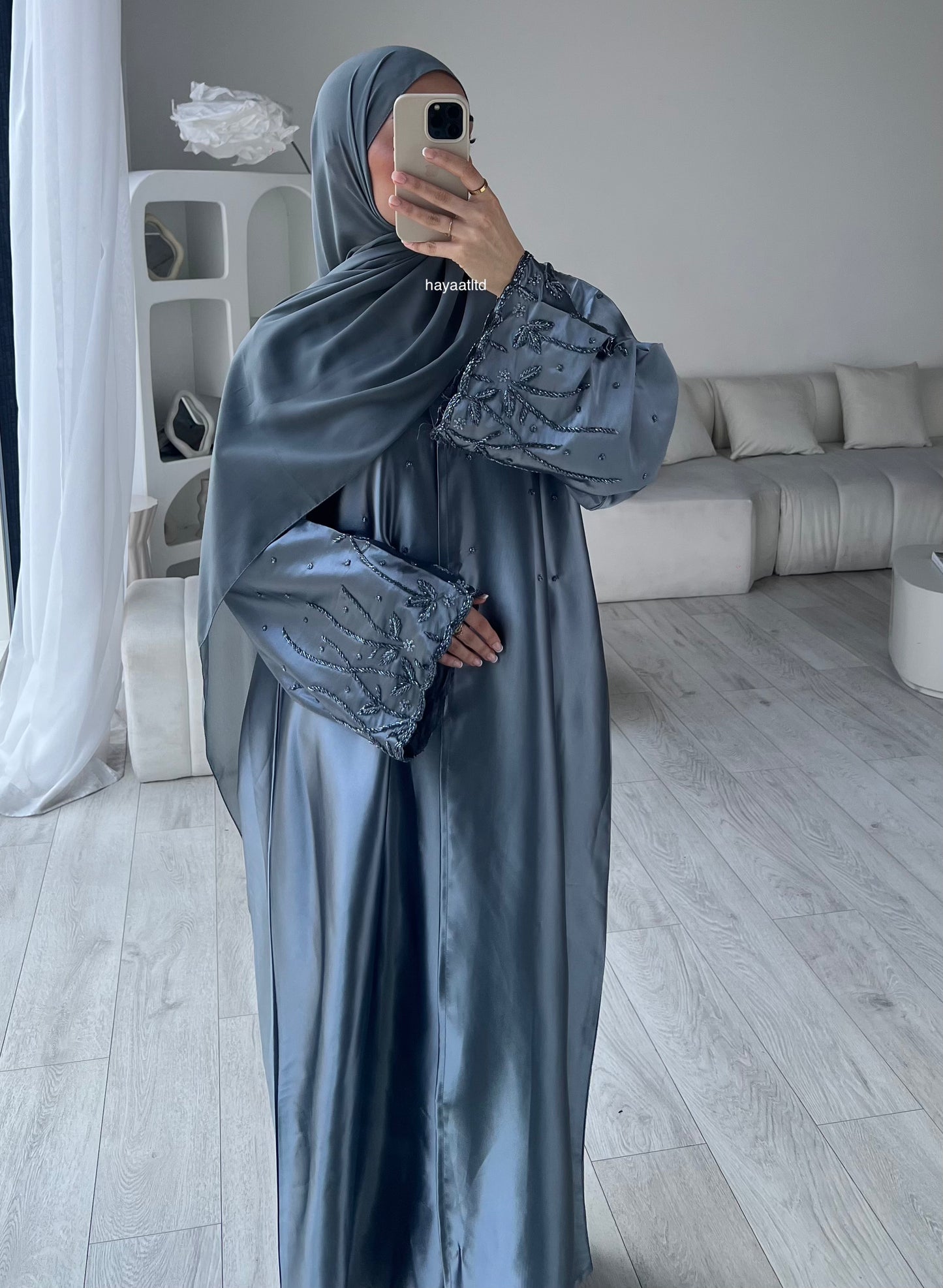 'HANA ABAYA'