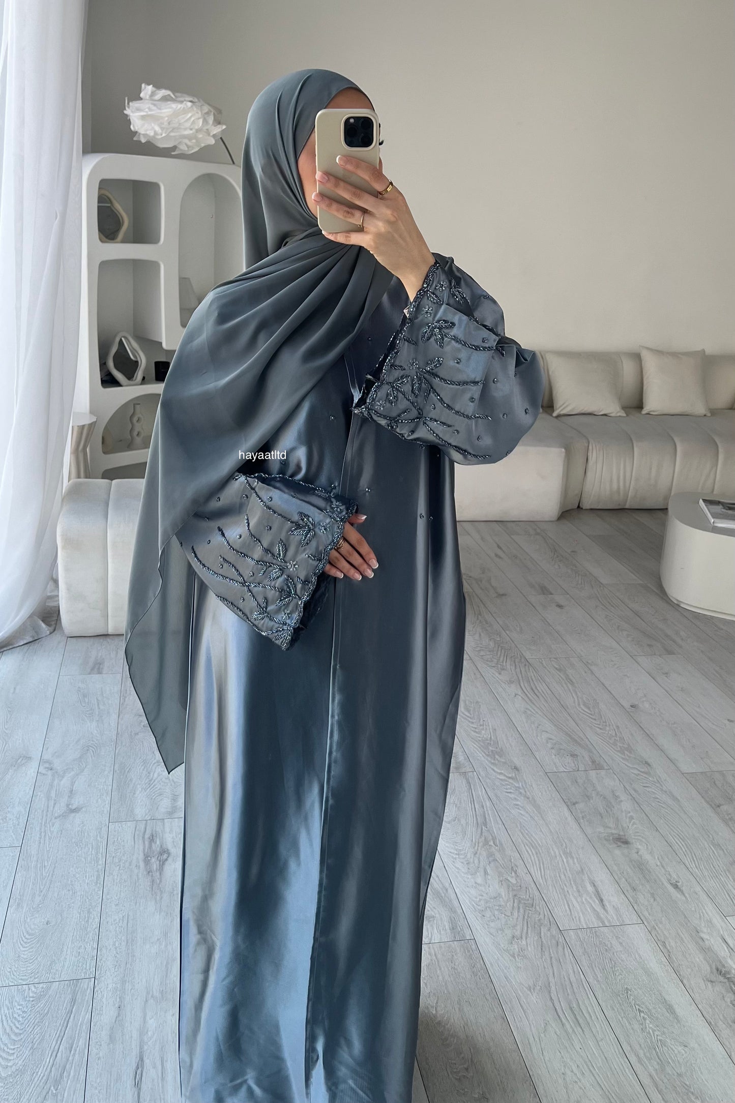 'HANA ABAYA'