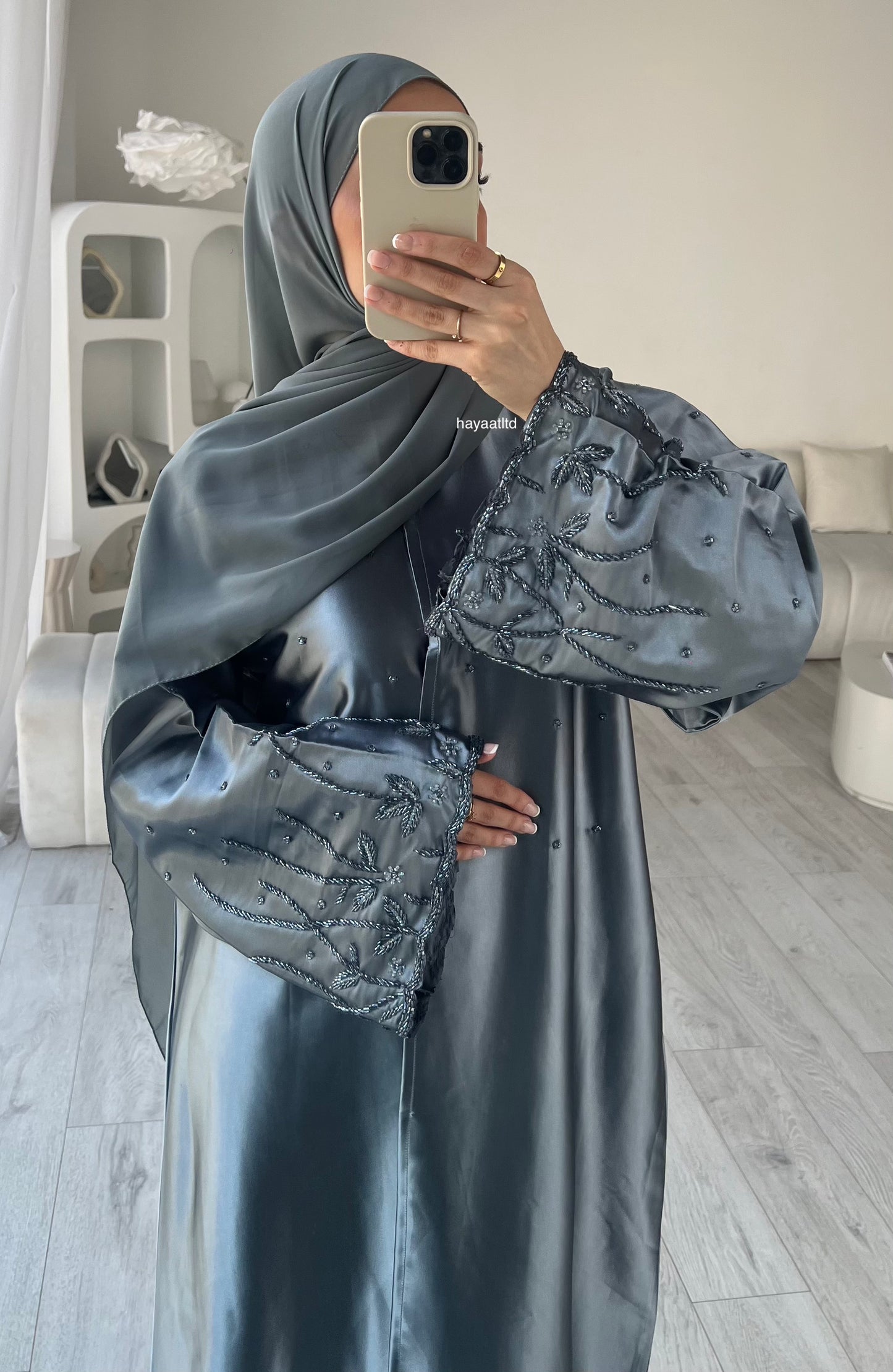 'HANA ABAYA'