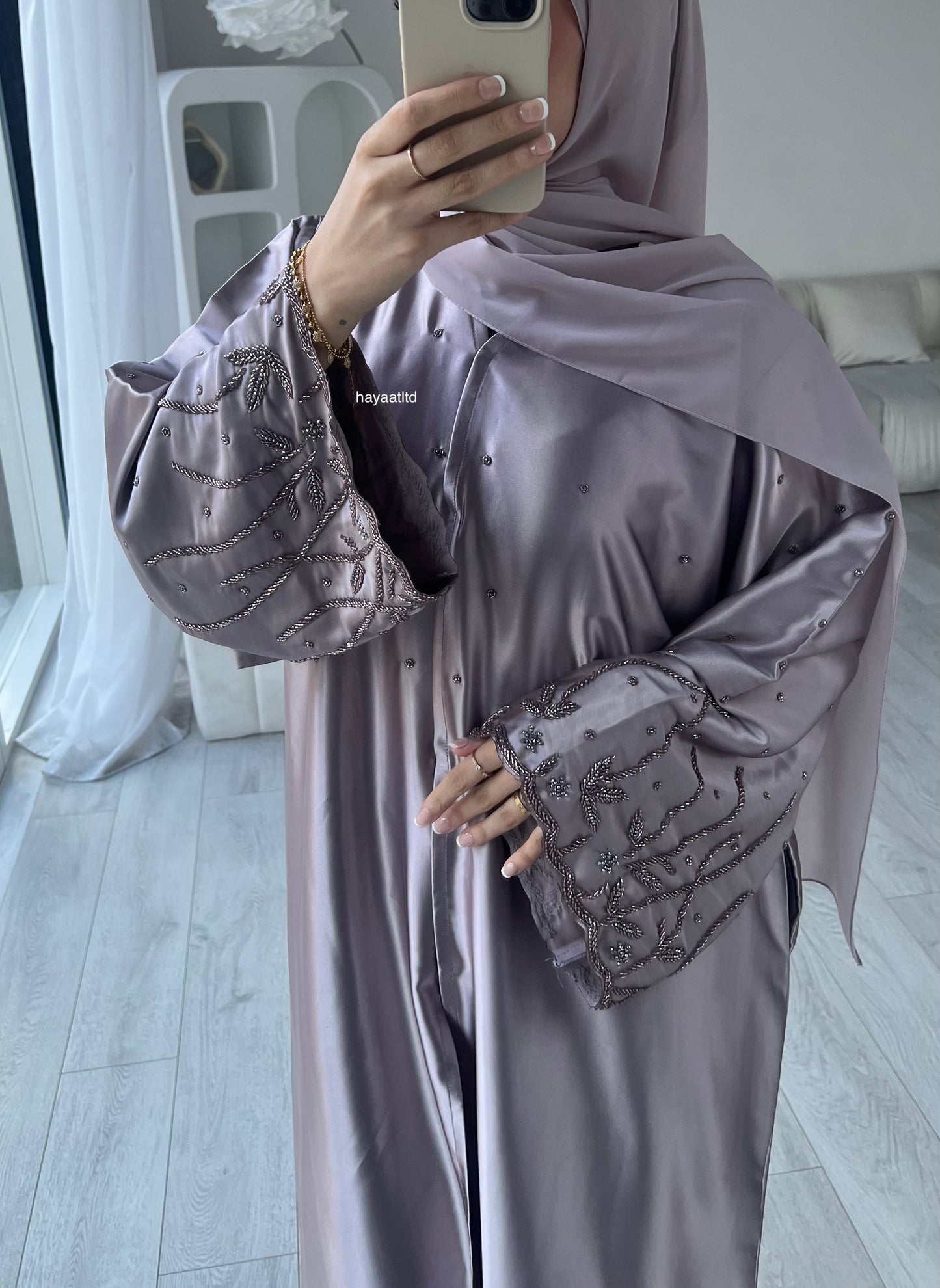 'HANA ABAYA'