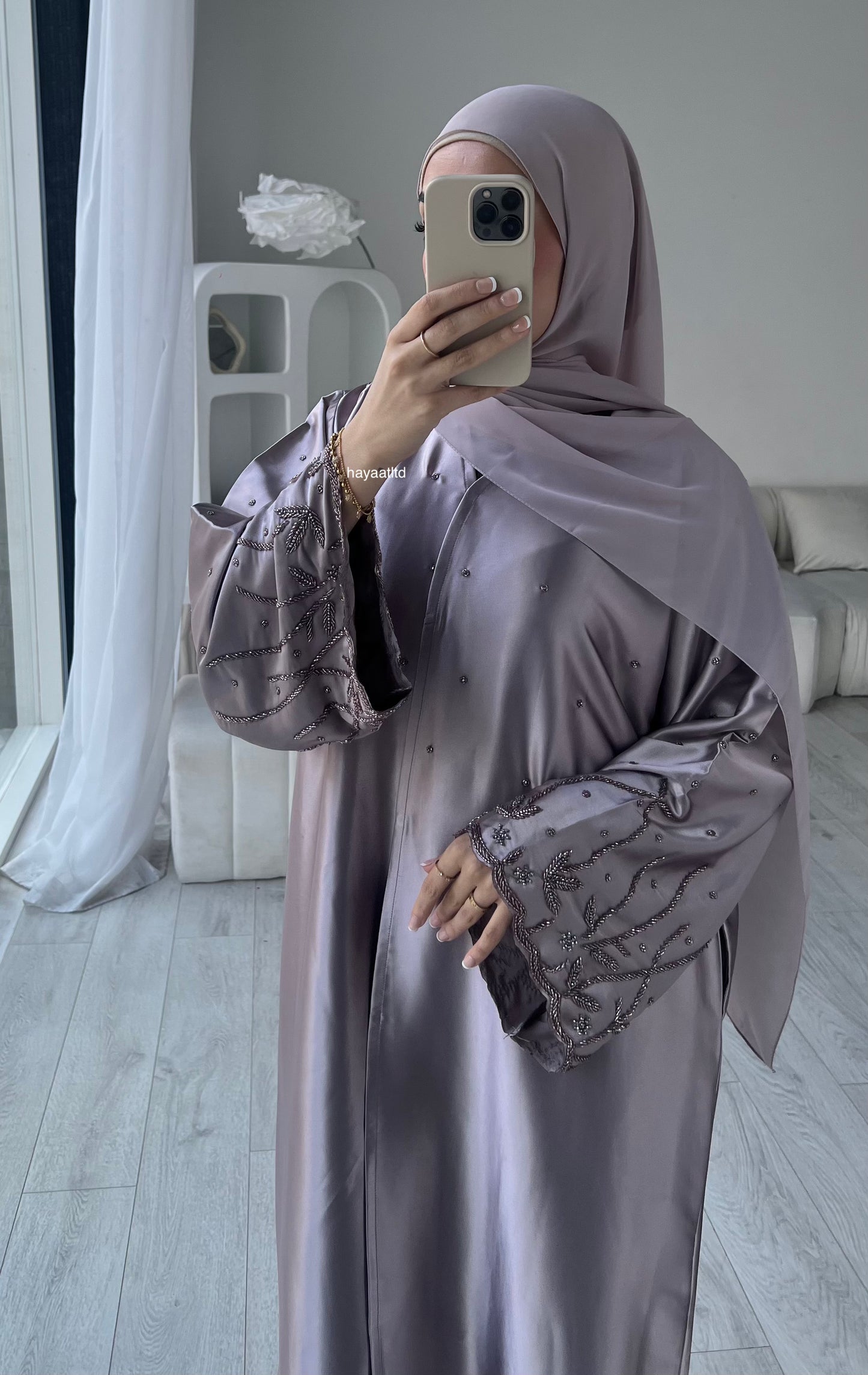 'HANA ABAYA'