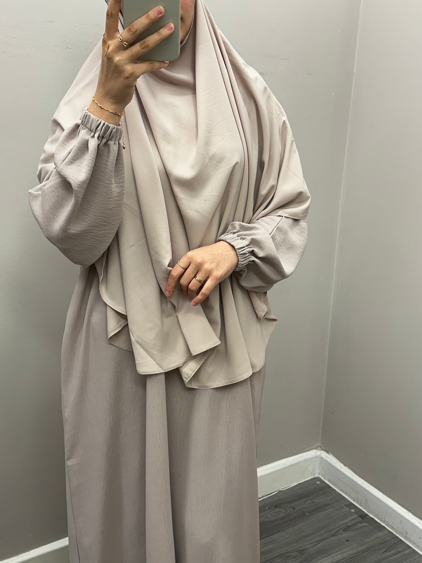 'CUFFED SLEEVE ABAYA'
