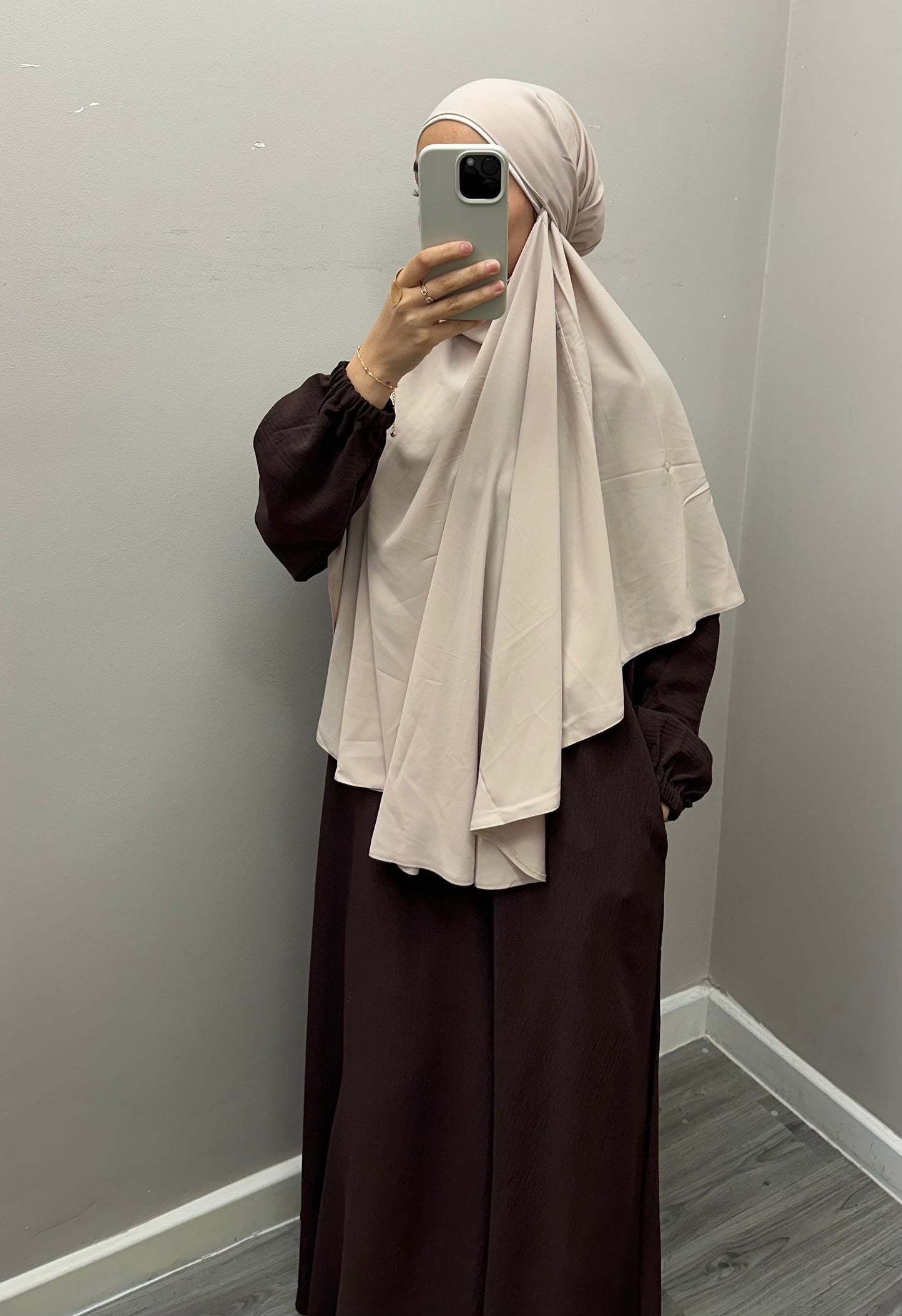 'CUFFED SLEEVE ABAYA'