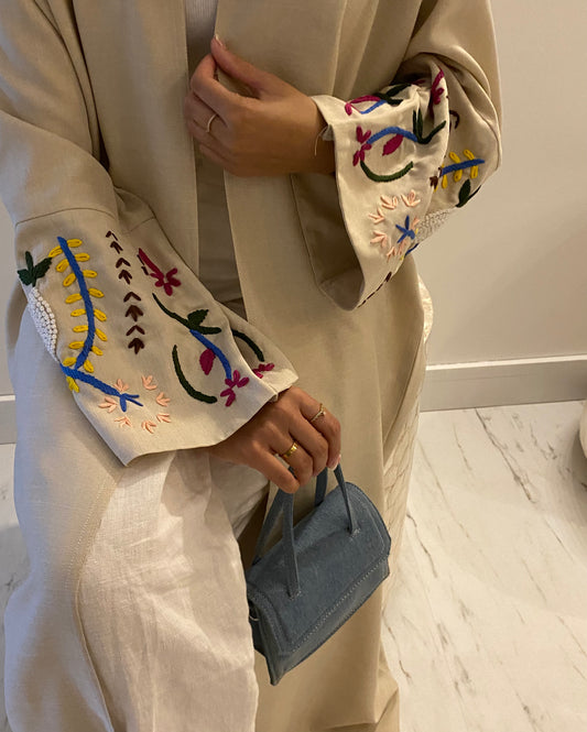 'INAYA ABAYA'
