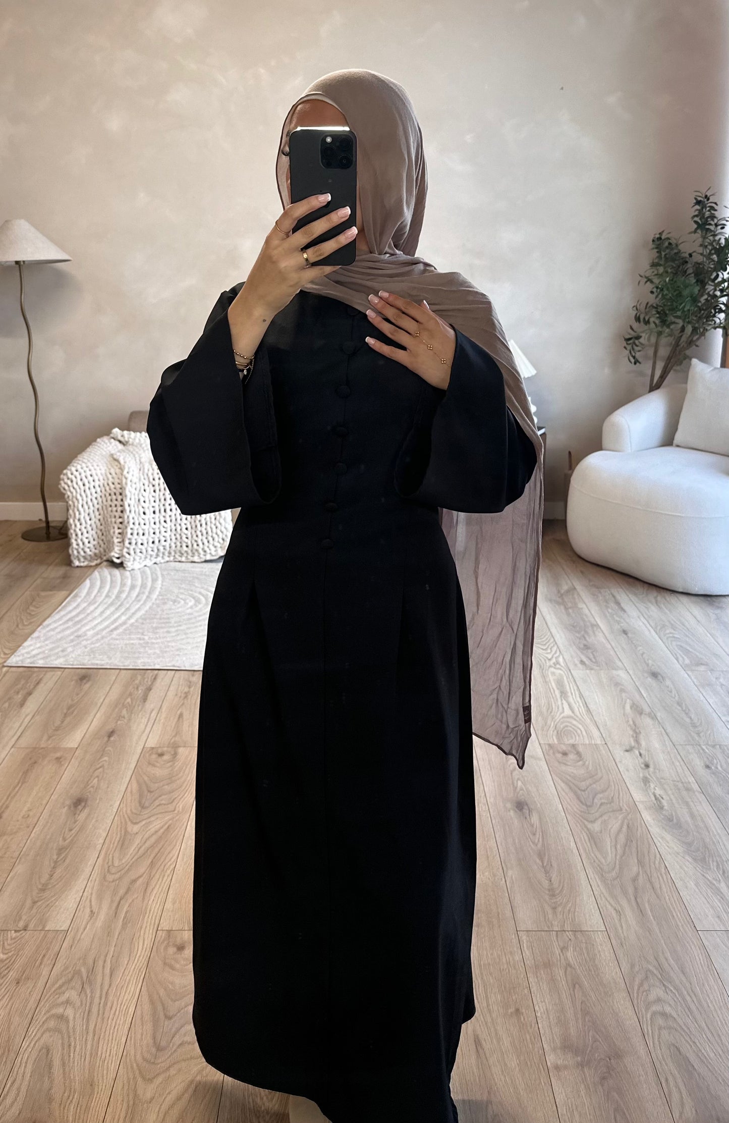 NOOR | Black