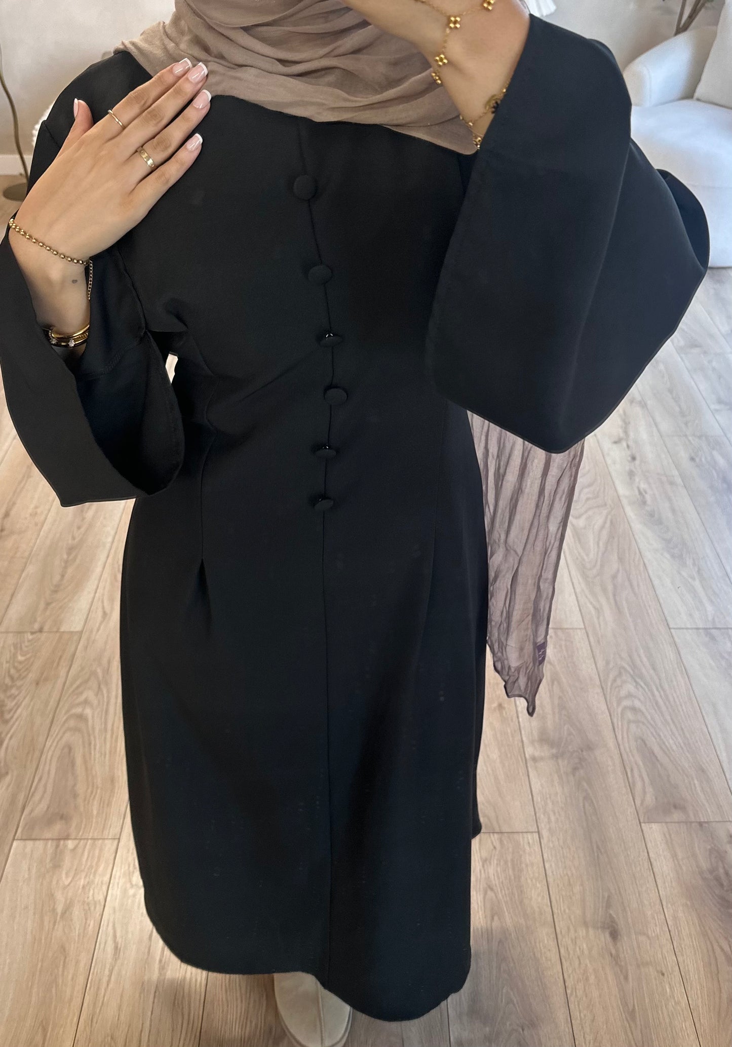 NOOR | Black